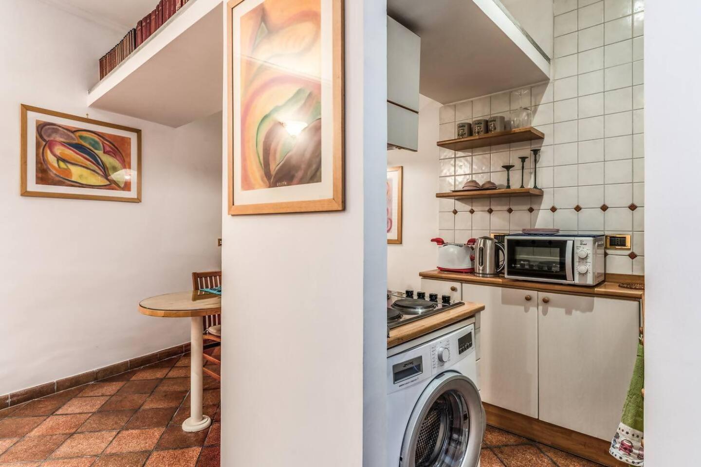 Cozy Flat In Trevi Fountain Lägenhet Rom Exteriör bild
